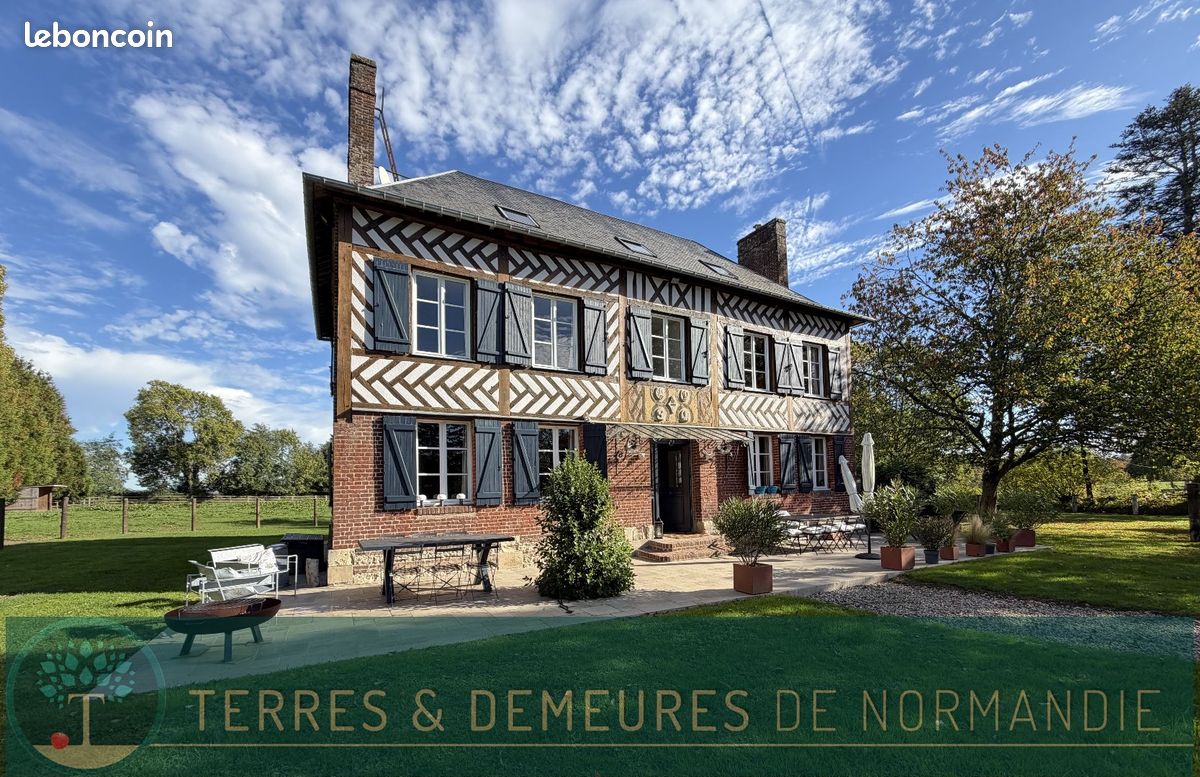 Maison 8 pièces 221 m² · à Beuzeville · 221 m² · 990 000 €