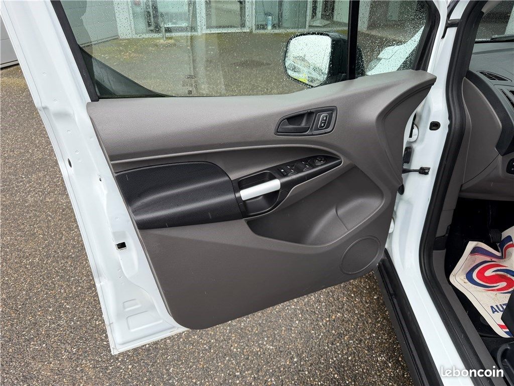 Ford Tourneo Connect II 1.5 L ECOBLUE 100 S&S Trend (image 6)