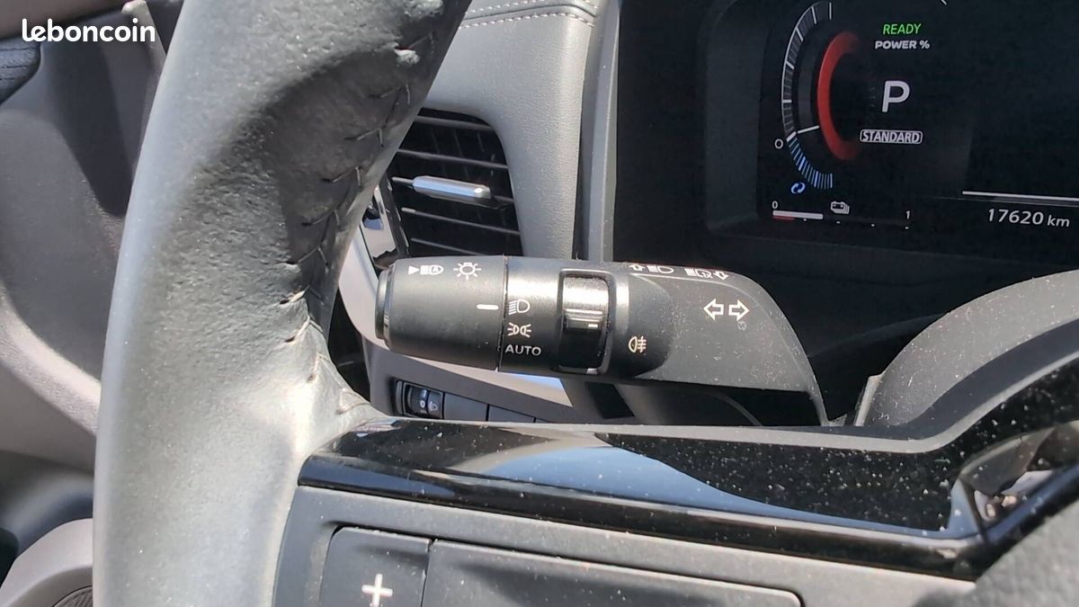 NISSAN X-Trail e-POWER 204 ch N-Connecta (image 18)