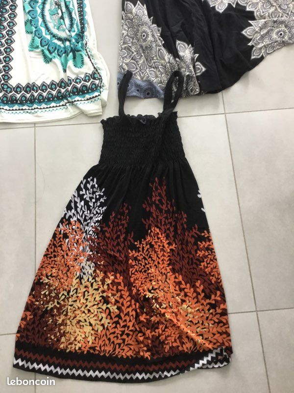 Robes taille S lot 10 (image 2)
