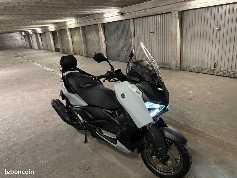 XMAX 125 Tech MAX 2026 (image 2)