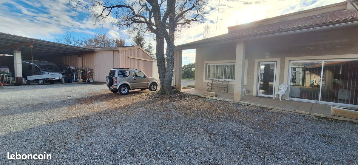 Maison 7 pièces 200 m² · à Château-Arnoux-Saint-Auban · 200 m² · 539 000 €