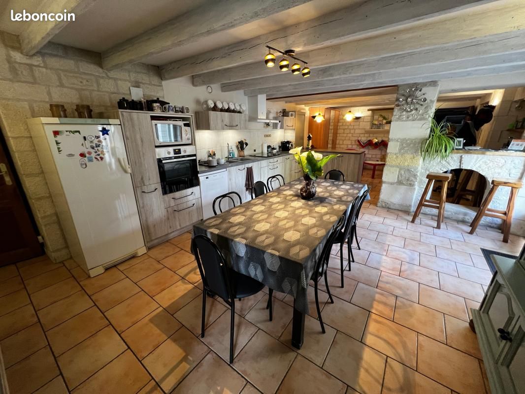 Maison 5 pièces 275 m² - Cozes 17120 (image principale 8)