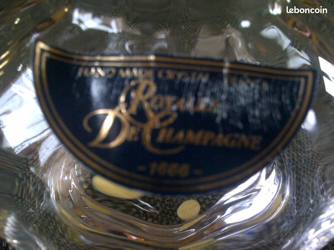 Vase boule en cristal de BAYEL (image 8)