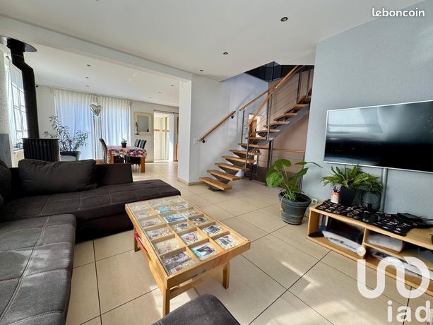 Maison 6 pièces 146 m²