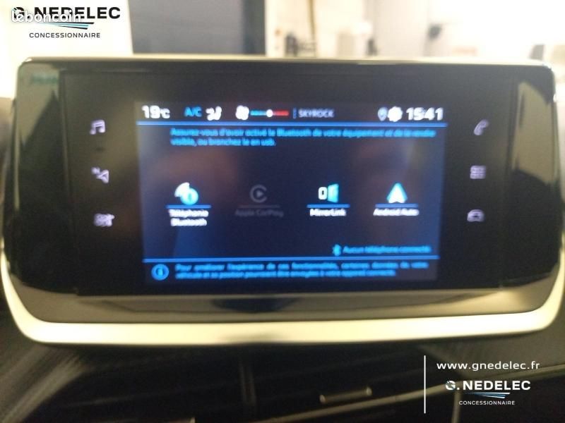 Peugeot 208 1.2 75ch S&S Active Pack (image 16)