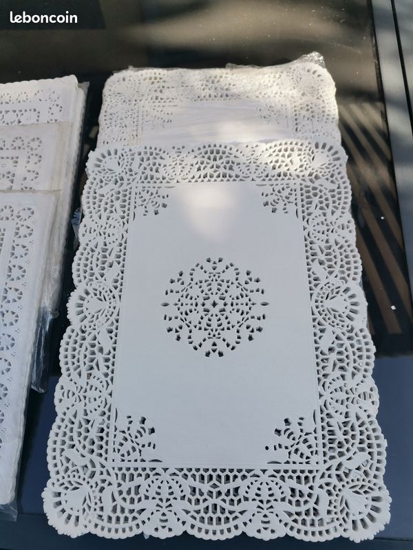Napperons en papier (image 1)