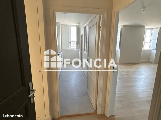 Appartement 3 pièces 87 m² · à Pau · 87 m² · 645 €