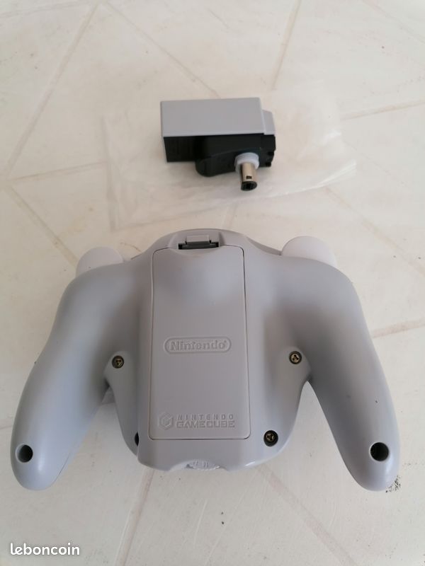 Manette game cube sans fil (image 4)
