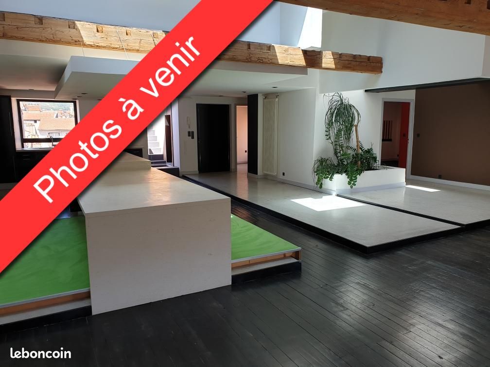 Appartement 3 pièces 139 m² · à Clermont-Ferrand · 139 m² · 1 415 €/mois