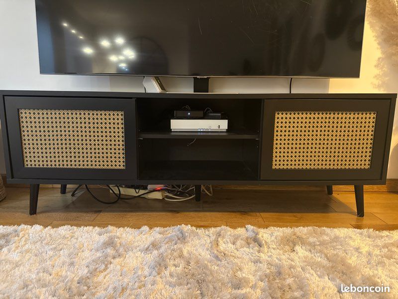 Meuble tv en bois noir (image 1)