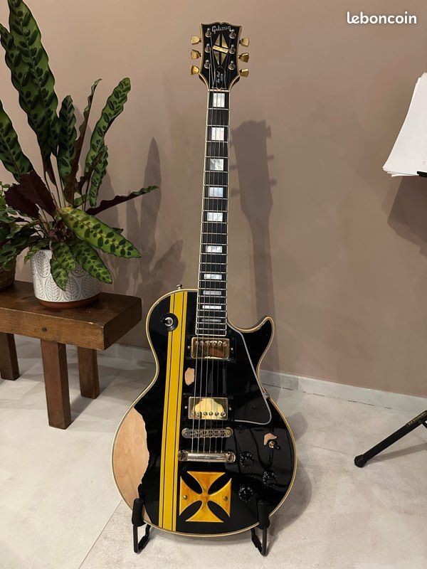 Gibson les Paul 1976 black beauty iron cross Metallica hetfield