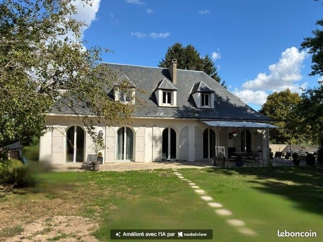 Maison 7 pièces 194 m² · à Montfort-l'Amaury · 194 m² · 884 000 €
