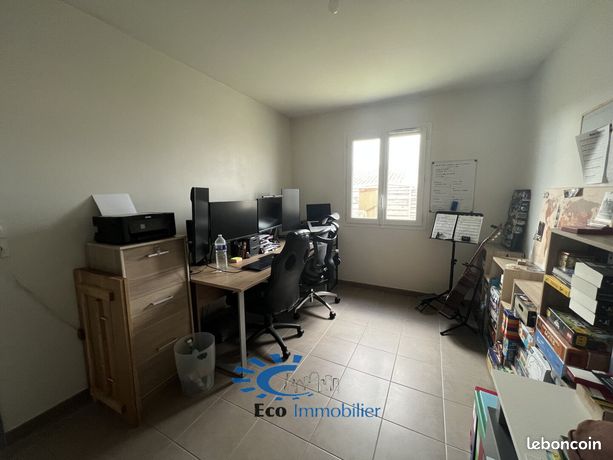https://img.leboncoin.fr/api/v1/lbcpb1/images/7f/c4/11/7fc411b5c47734db3eb646fdcc181915c5aa5484.jpg?rule=ad-image