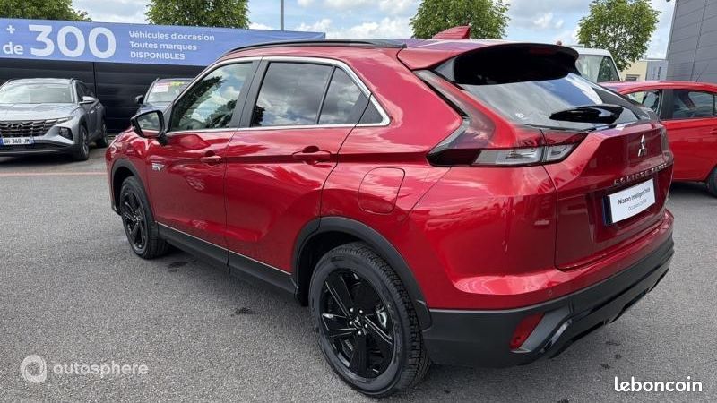 Mitsubishi Eclipse Cross 2.4 MIVEC PHEV 188ch Black Collection 4WD 2023 (image 6)