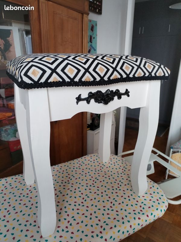 Tabouret (image 1)