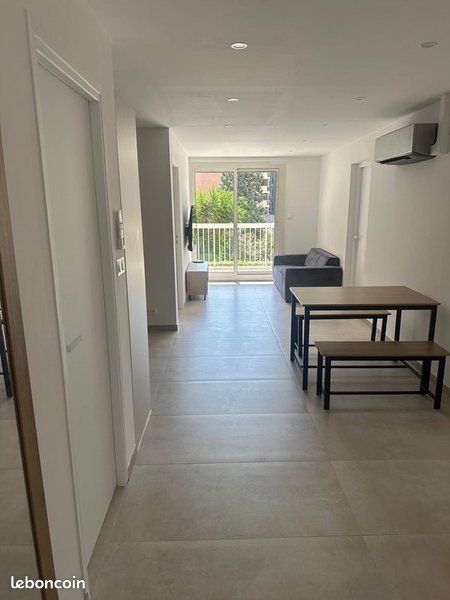 Appartement 1 pièce 10 m² · à Marseille · 10 m² · 550 €/mois