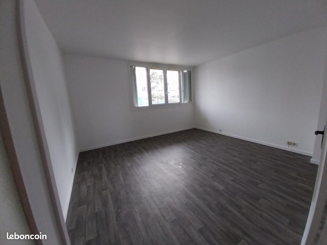 Appartement 1 pièce 41 m² · à Saint-Michel-sur-Orge · 41 m² · 99 500 €