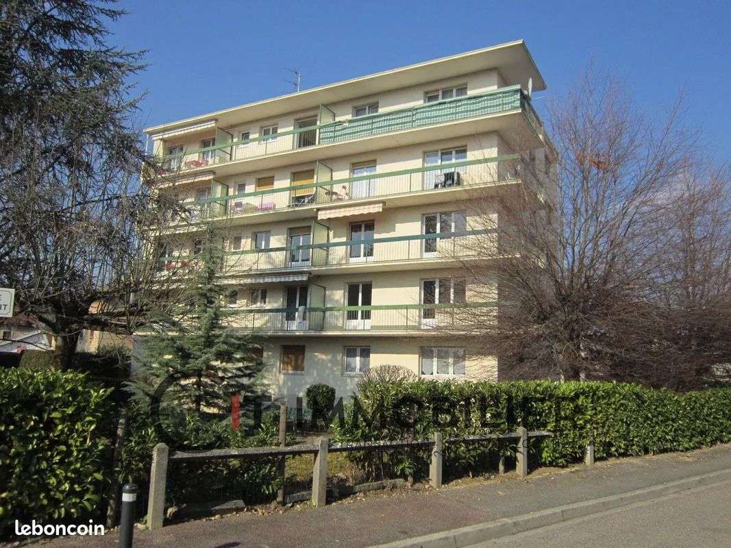 Appartement 1 pièce 24 m² · à La Tour-du-Pin · 24 m² · 440 €/mois