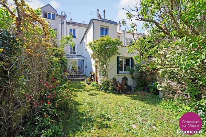 Villa 8 pièces 220 m²