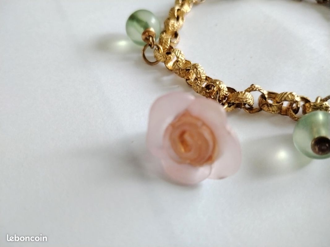 Bracelet motif roses et perles (image 5)