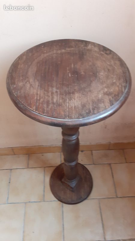 Colonne ou guéridon haut, en bois massif, plateau rond (image 2)