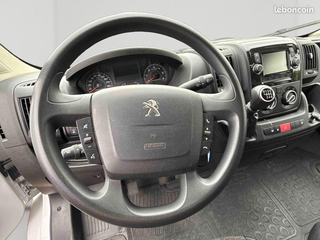 Peugeot Boxer Fg 330 L2H2 2.2 BlueHDi S&S 120ch (image 13)