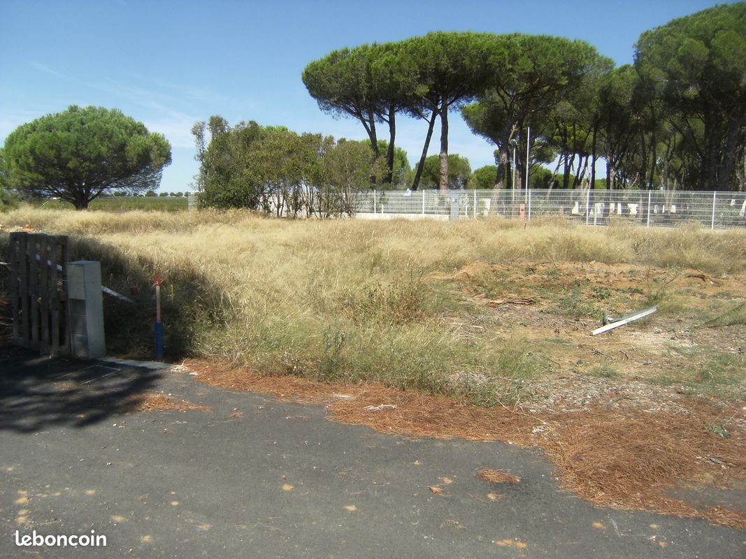 Terrain a bâtir viabilise et permis de construire accorde · à Sérignan · 88 000 €