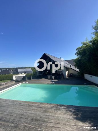 Maison 11 pièces 370 m²