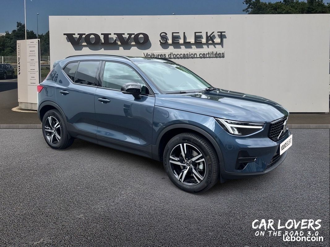 VOLVO XC40 B3 163 ch DCT7 Lounge Edition (image 7)