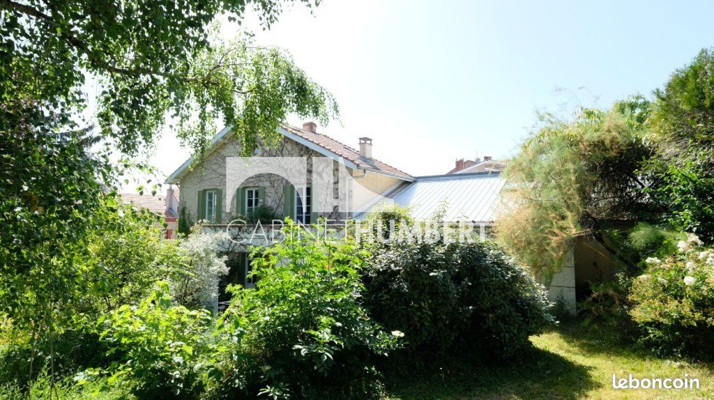 Maison 7 pièces 167 m² · à Saint-Étienne · 167 m² · 410 000 €