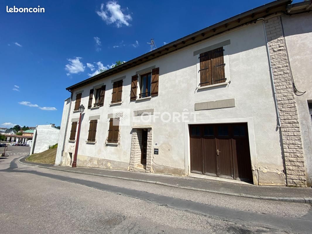 Maison 7 pièces 117 m² · à Contrexéville · 117 m² · 120 500 €