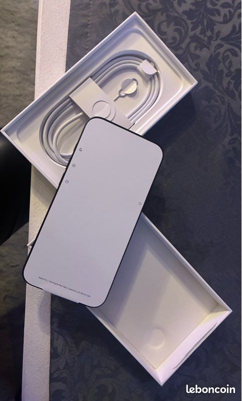 IPhone 16e – Neuf, jamais utilisé (image 3)