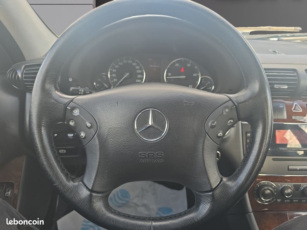 MERCEDES CLASSE C *ATTELAGE* Elégance Boîte Auto 220 CDI (image 12)