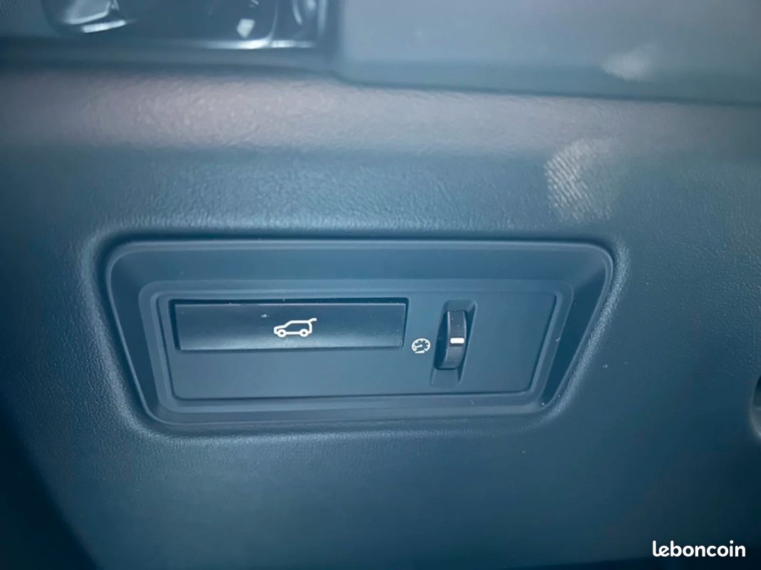 LAND ROVER RANGE ROVER Mark II SWB TDV6 3.0L Vogue A (image 24)