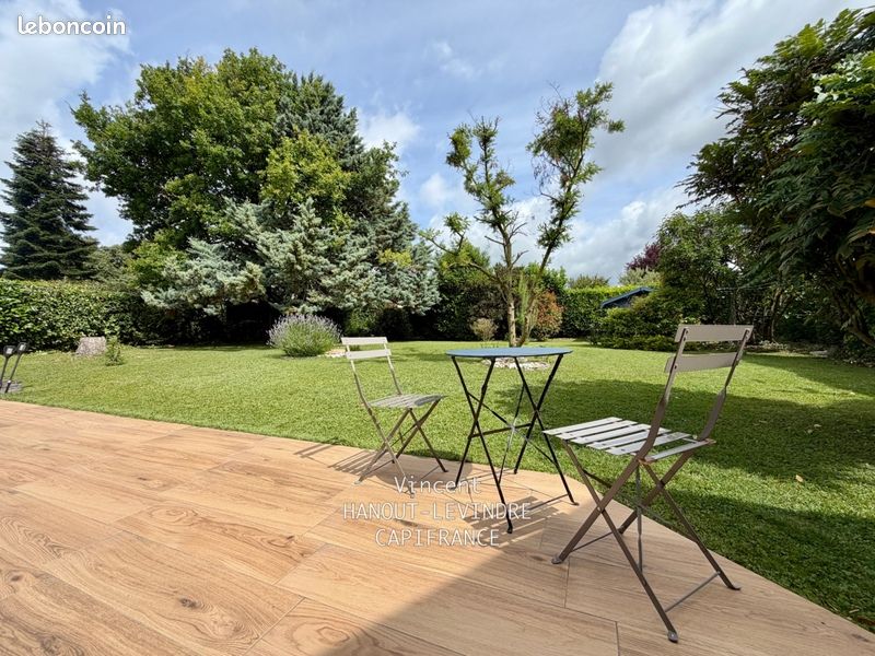 Maison 7 pièces 146 m² · à Tiercé · 146 m² · 338 000 €