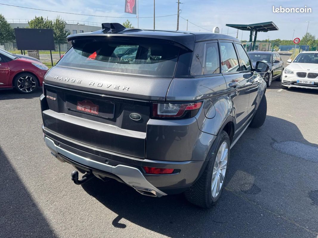 LAND ROVER RANGE ROVER EVOQUE 2.0 TD4 180cv SE Dynamic 4x4 (image 8)