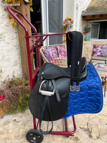 Ancien Porte-Selle De Course – Équitation Vintage, Fabriqué En Angleterre