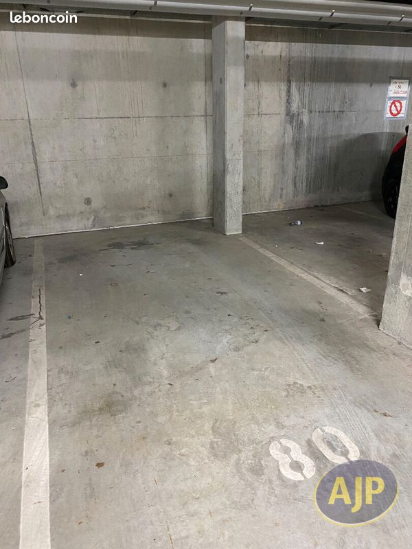 Parking/box Bordeaux · 29 000 €