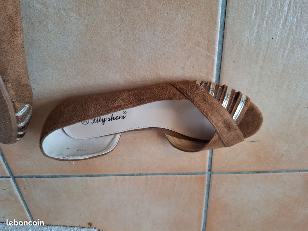 Vend chaussures taille 38 (image 2)