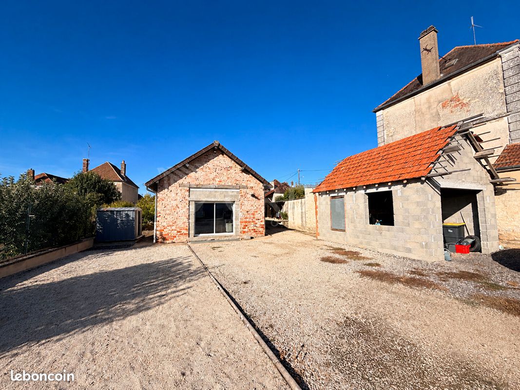 Maison 4 pièces 110 m² · à Dannemoine · 110 m² · 149 000 €