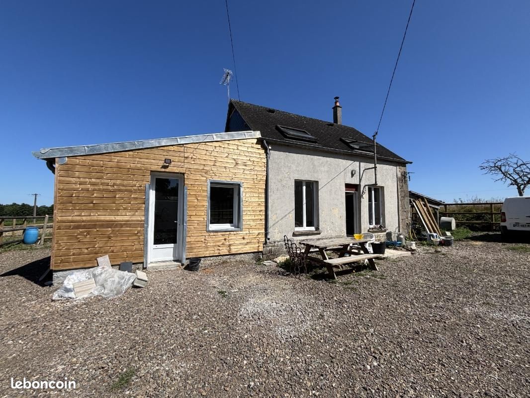 Maison 5 pièces 78 m² · à Briouze · 78 m² · 66 000 €