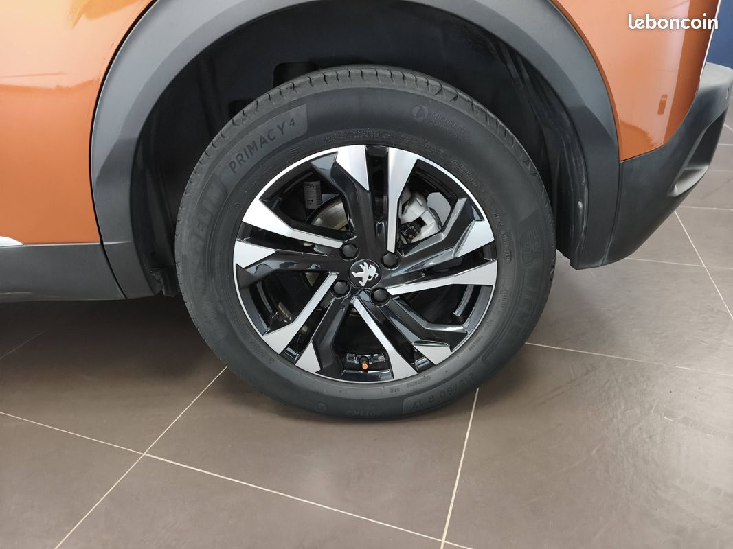 PEUGEOT 2008 BlueHDi 130 S&S EAT8 Allure (image 11)