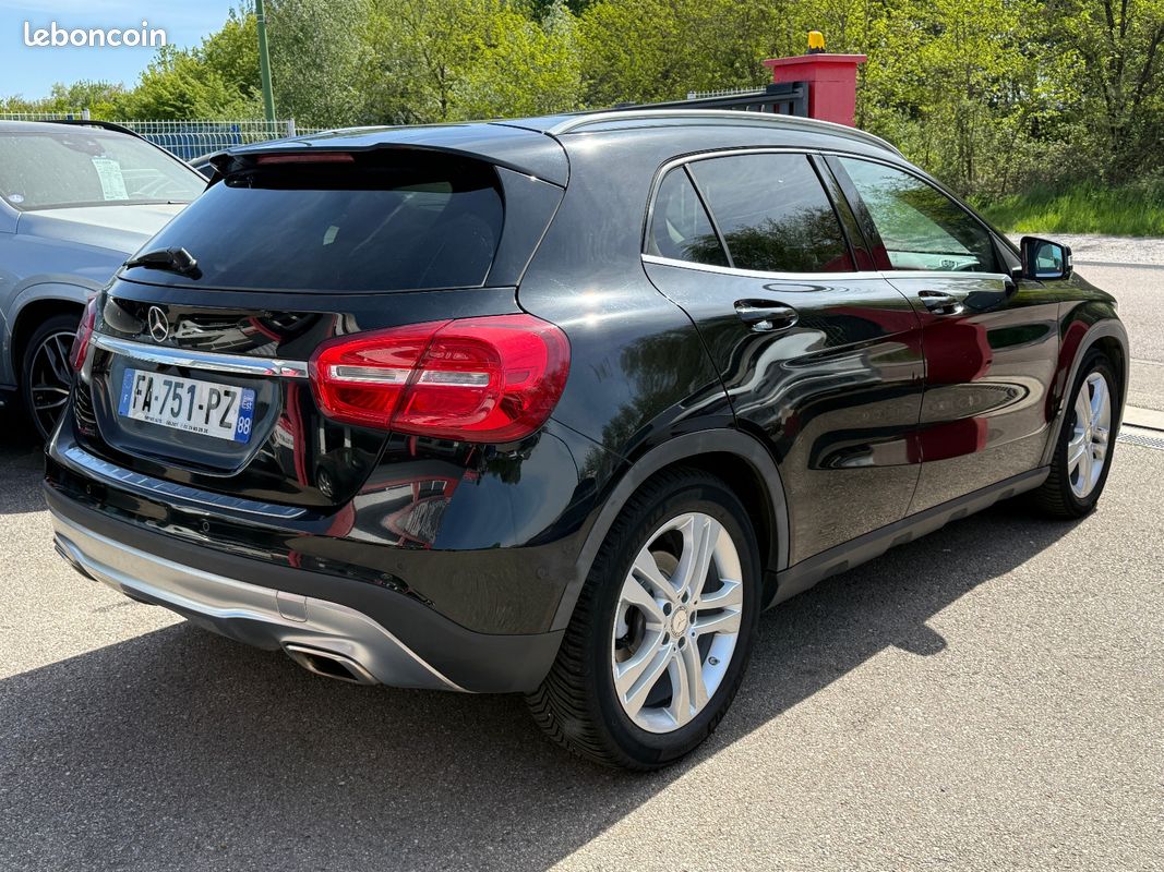 MERCEDES CLASSE GLA 200 2.1 CDI 136 cv (image 5)