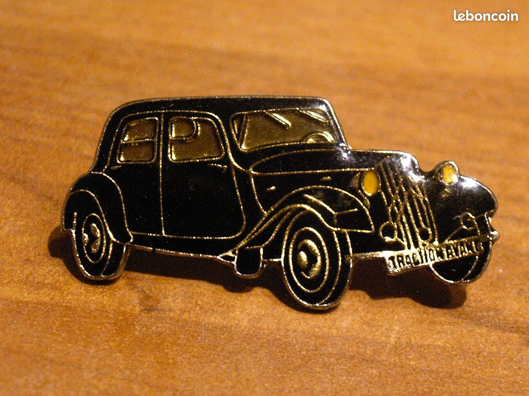 Citroën - Beau pin's en zamac , logo auto Citroën , signé Decat