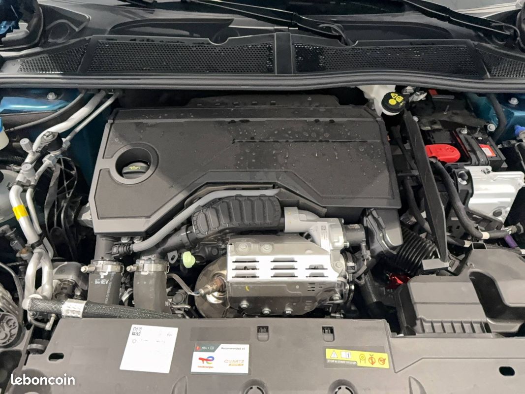 PEUGEOT 308 Hybrid 136 e-DCS6 Allure (image 12)