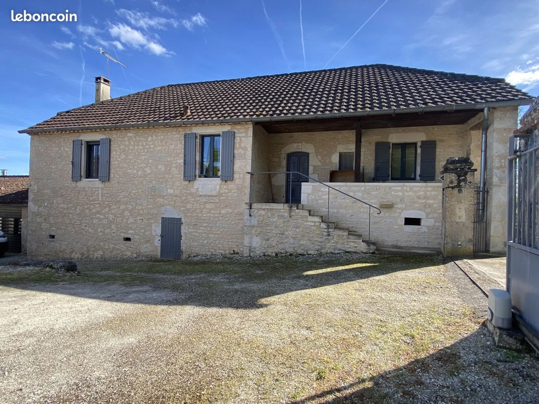Maison 5 pièces 205 m² · à Sérignac · 205 m² · 425 000 €