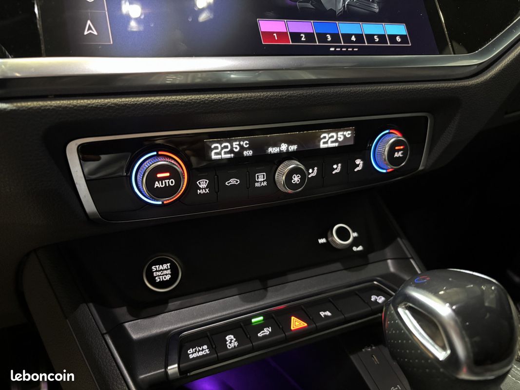 Audi Q3 45 TFSI E 245 S LINE STRONIC (image 19)