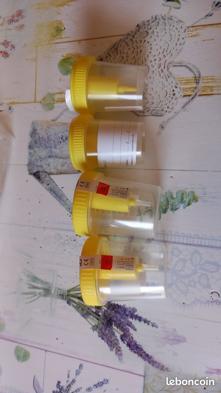 1 lot de 4 petits flacons neufs toutes utilisations (image 1)