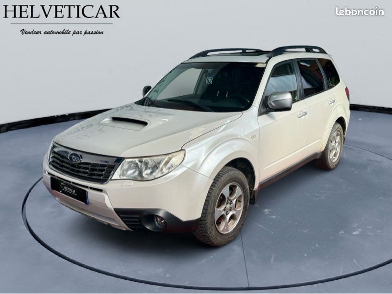 Subaru forester 2.0d 147ch 4x4 awd –attelage - camera - toit ouvrant - garantie 6 mois (image 1)